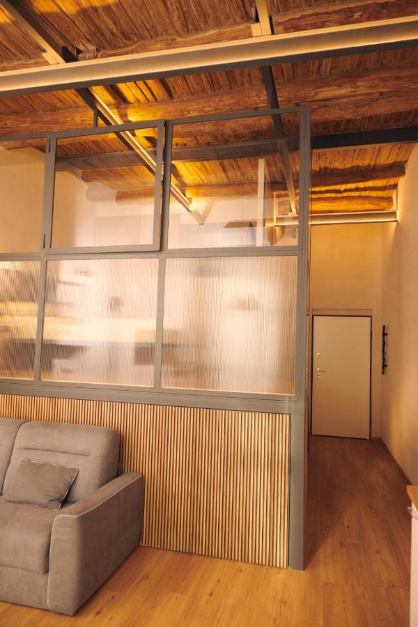 Dada Home, Loft Di 38 Mq Tra Napoli E Pompei Портичи Экстерьер фото